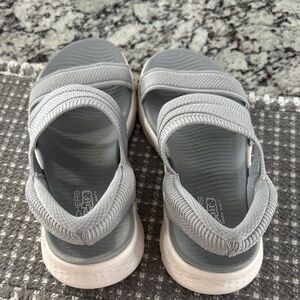 Skechers Light Gray Knit Sandals